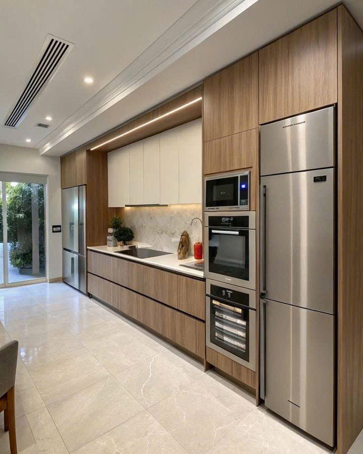 Mẫu phòng bếp hiện đại, tinh giản tích hợp hệ tủ cao cấp